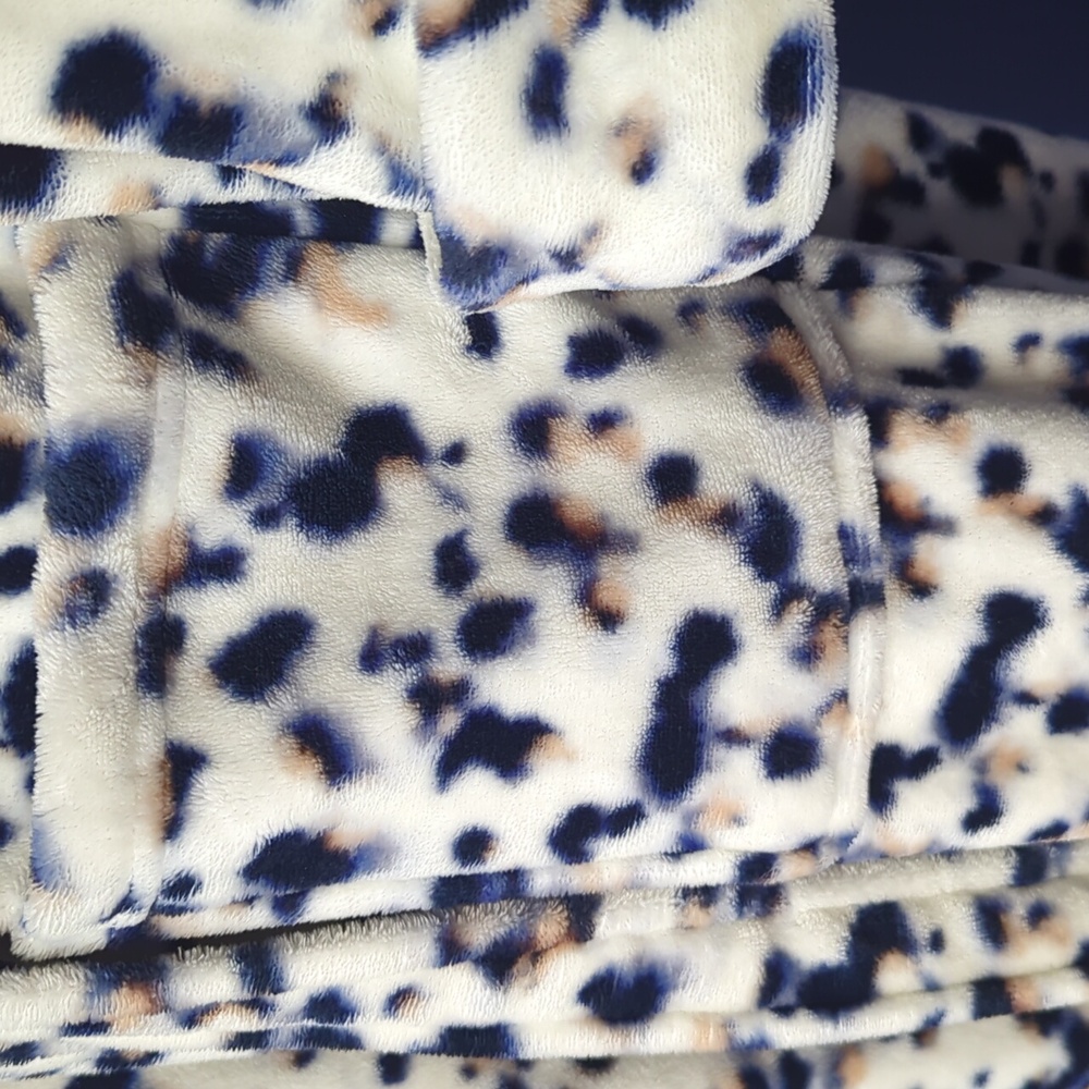 Soma Leopard Print Women's Robe - Picture 7 of 11
